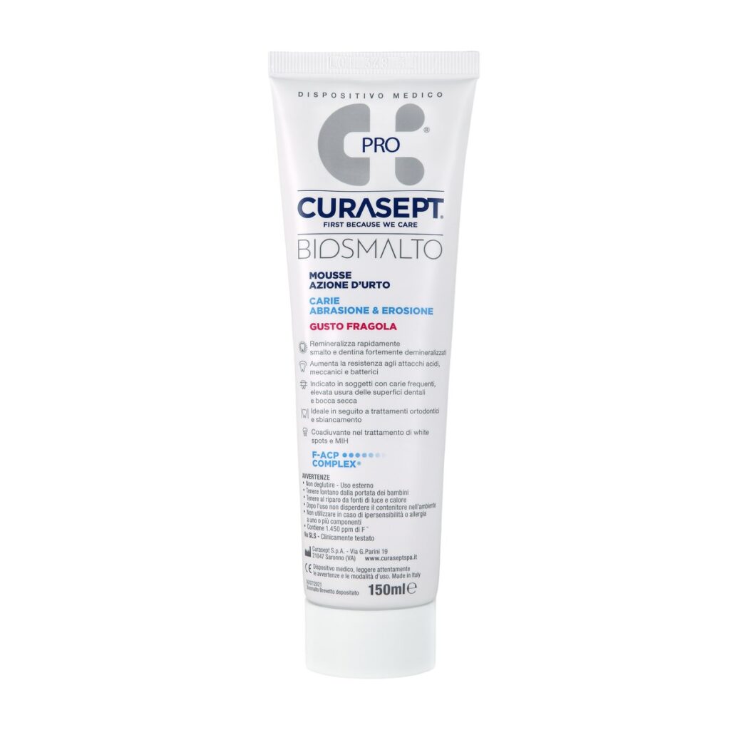 Мусс Curasept Biosmalto Caries, Erosion and Abrasion реминерализирующий со вкусом клубники, 150 мл